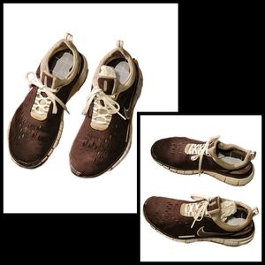 Nike Women's Free 5.0 Sneakers